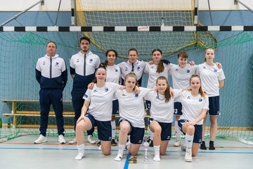 Bild 85 - F Loewinnen Hallen Cup